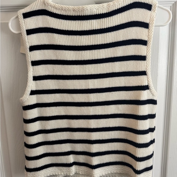 Abercrombie & Fitch Med. Mara Vest Navy and White Striped Knit Top - Picture 5 of 5